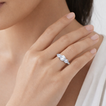 Load image into Gallery viewer, Oval Trio Ring
