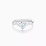 Load image into Gallery viewer, Heart Solitaire Ring
